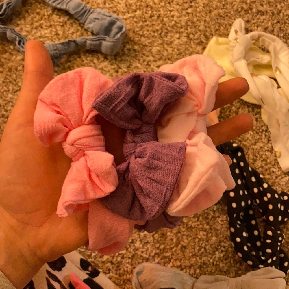 Really soft baby bow set